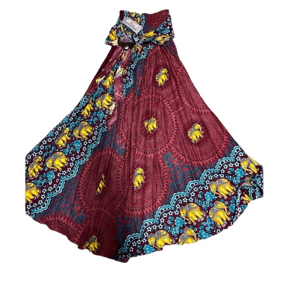 India Boutique Dresses & Skirts - India Boutique Skirt S/M.   BL/RD1